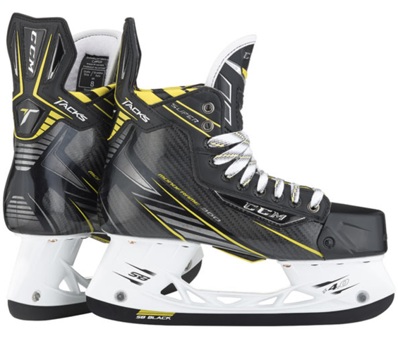 Junior New CCM Super Tacks Skates Size 4  Regular Width