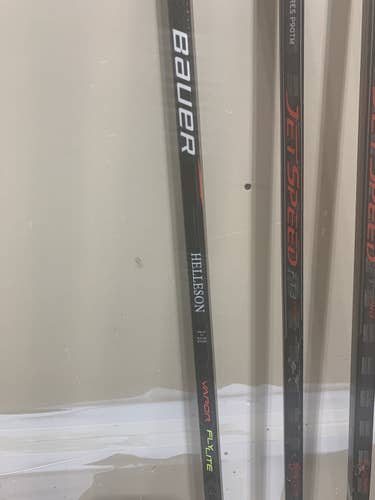 Senior Right Handed Toe Pattern Pro Stock Vapor FlyLite Hockey Stick
