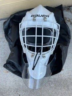 Bauer 940X Adult Small Goalie Mask