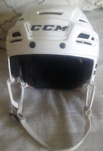 Large CCM Tacks 710 Helmet White