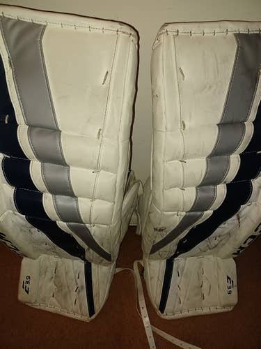 White Used 32" CCM Extreme Flex E3.9 Goalie Leg Pads