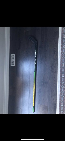 Junior Right Handed Supreme UltraSonic Hockey Stick