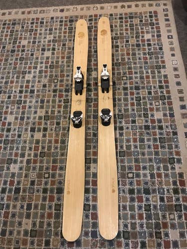 Grace Kylie Powder Skis