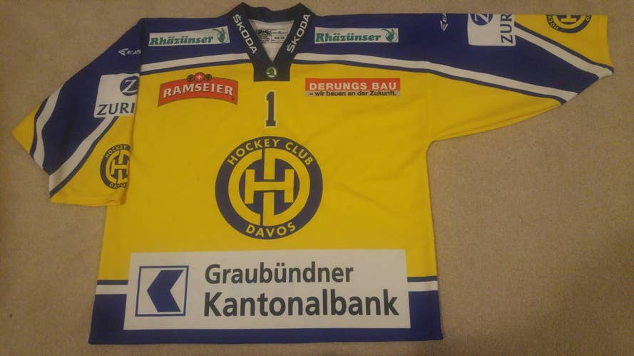 HC DAVOS Switzerland Ice Hockey Goalie Jersey Game Worn #1