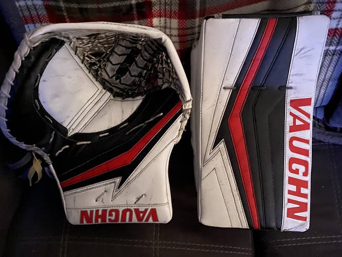 NCAA Pro Stock Blocker & Glove Set Velocity Vaughn gloves v9