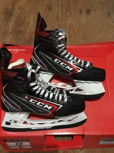 Senior CCM Regular Width  Size 10 JetSpeed FT2 Hockey Skates