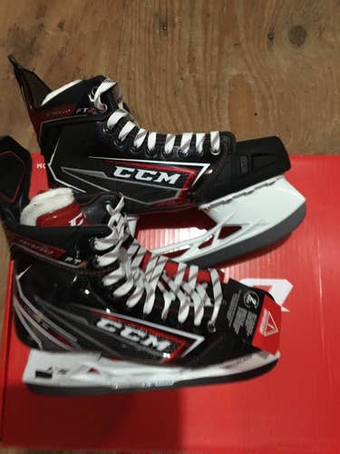 Senior CCM Regular Width  Size 7.5 JetSpeed FT2 Hockey Skates