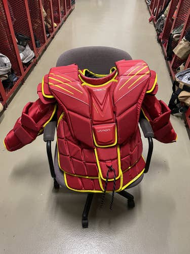 Bauer Hyperlite chest