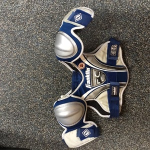 Franklin 390 shoulder pad