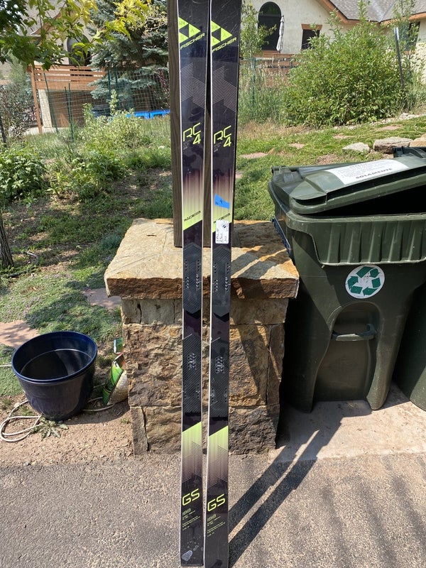 Used Unisex 2018 Fischer Racing RC4 World Cup GS Skis Without Bindings