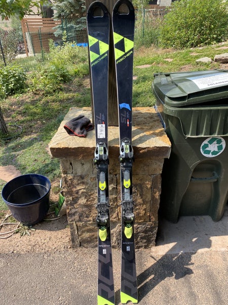 Unisex Used 2020 Fischer Racing RC4 World Cup SL Skis With Bindings Max Din 16