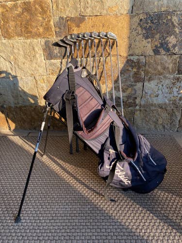 Used Men's Titleist Right Handed Iron Set Stiff Flex Graphite/Steel Shaft