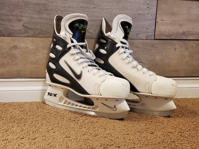 Senior New Nike Hockey Skates Size 11