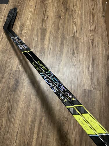 2 pack - CCM AS3 Pro RH 90 Flex P19