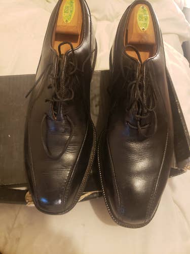 Black Used Men's Size 11 M (Women's 12) Footjoy  ICON Golf Shoes