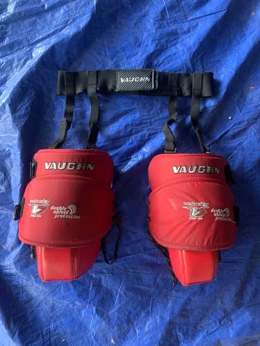 Vaughn  Knee pads