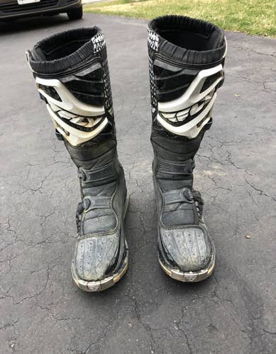 Black Used Fly Racing