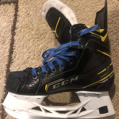Used CCM Super tacks 9380 Regular Width Size 1 Hockey Skates