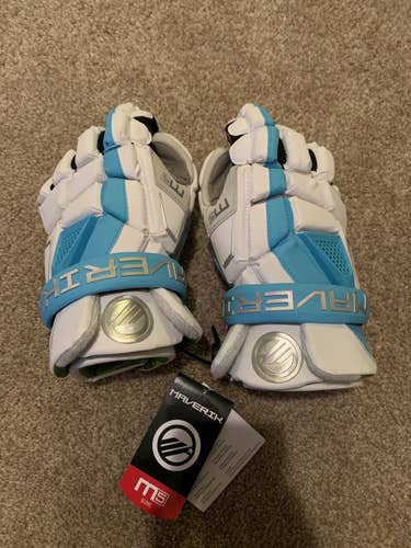 Maverick M5 Atlas LC Gloves From 2021 PLL Season