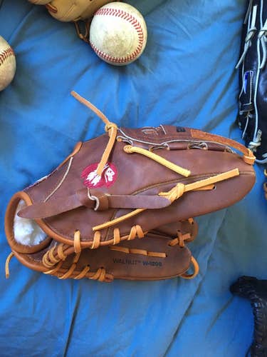 Nokona Walnut Baseball Glove W-1200