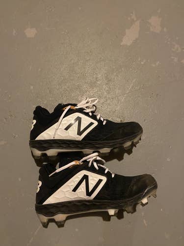Black Men's Molded Cleats Low Cut 4040v3