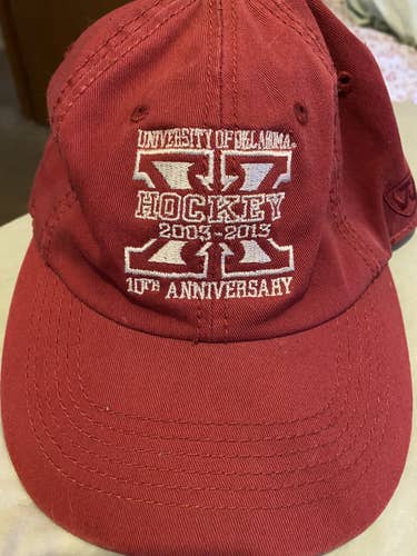 Red Adult Unisex Used One Size Fits All Hat