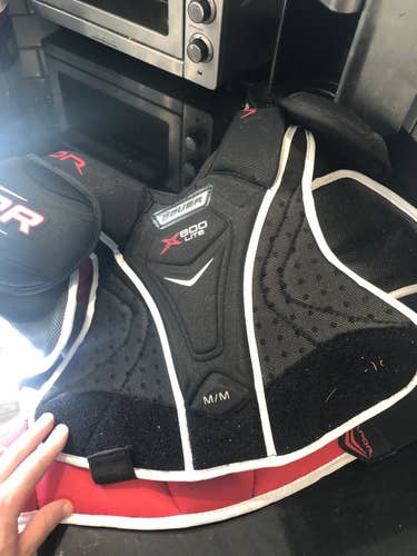 Senior Medium Bauer Vapor X800 Lite Shoulder Pads