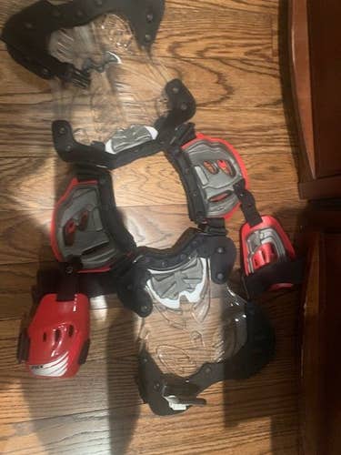 Black Used Fox YOUTH Chest Protector