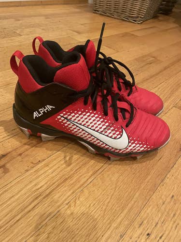 Used Size 7.0 (Women's 8.0) Nike