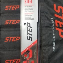 New Step Steel STGOALRBZ EXTREME size 5  and Step StGoalBR 9-4mm for the Bauer vertexx cowling