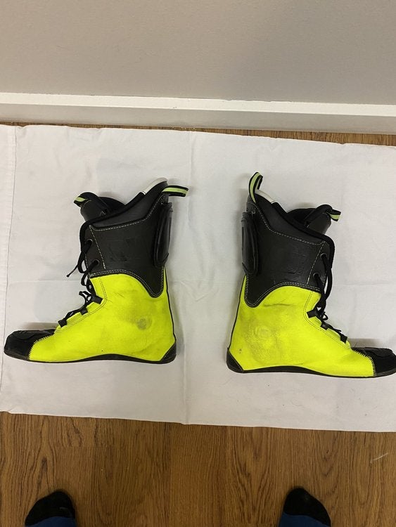 lace up ski boot liners