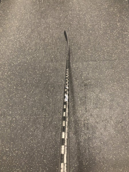 3 Senior Right Handed Toe Pattern Pro Stock Hockey Stick