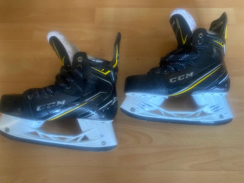 CCM Super Tacks AS1 Hockey Skates