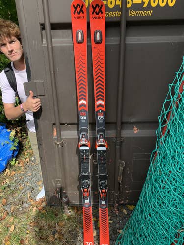 Used  Volkl Racetiger GS Skis