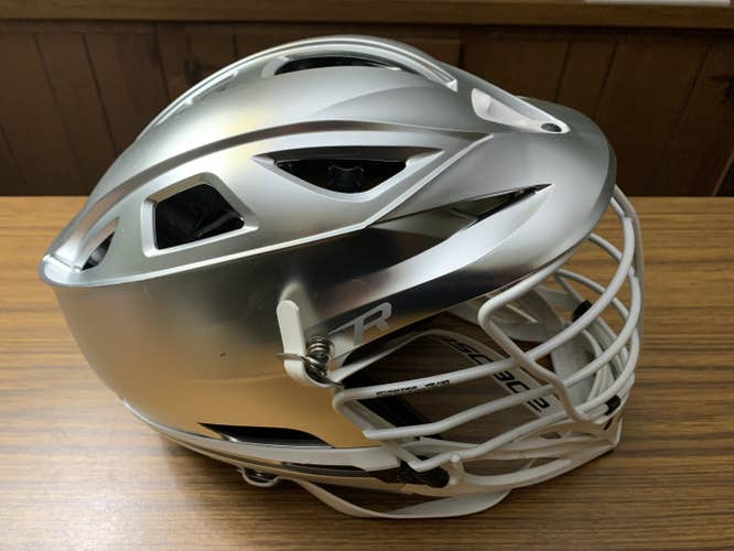 Never Worn Silver / White Cascade R Helmet