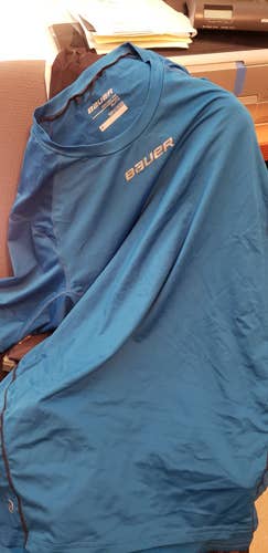 Blue Men's Srv XL Bauer Base Layer Shirt