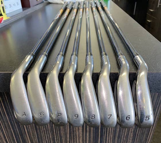 TaylorMade LH (11 Piece) R7 Set