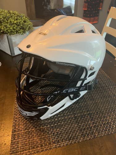 Cascade Youth CS Lacrosse Helmet w/ Black Mask