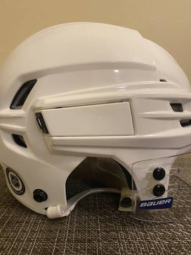 Pro Stock White Medium CCM Tacks X Helmet