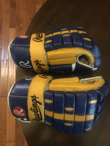 Rare Vintage St. Louis Blues Pro Rawlings all Leather Hockey Gloves 15.5" in Mint Condition