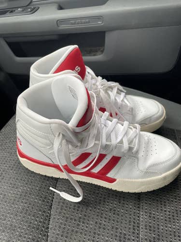 White Men's Size 10 (Women's 11) Adidas Shoes