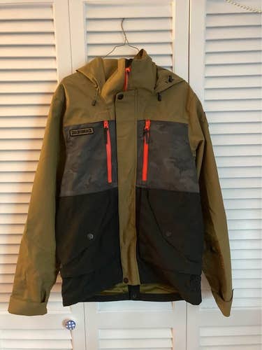 Saga Fatigue Jacket