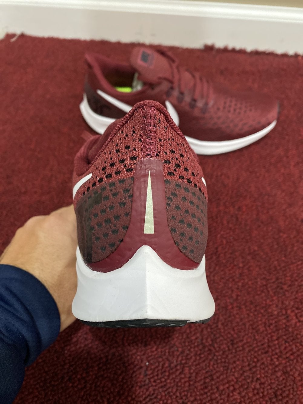 nike pegasus 35 burgundy