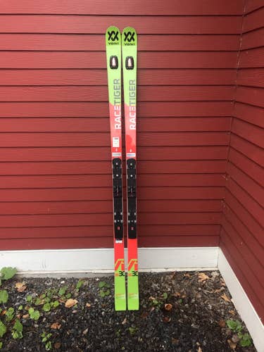 Lightly Used 2019 Racing 188cm Volkl Racetiger GS Skis