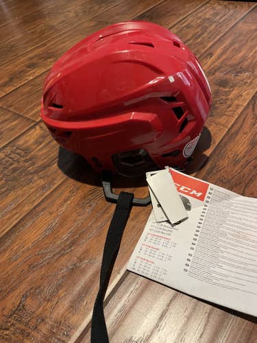 New Small CCM Pro Stock Resistance Helmet