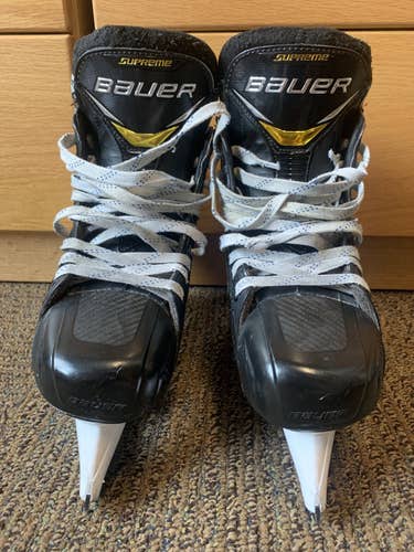 Senior Bauer Regular Width Pro Stock Size 8 Ultrasonic Hockey Goalie Skates