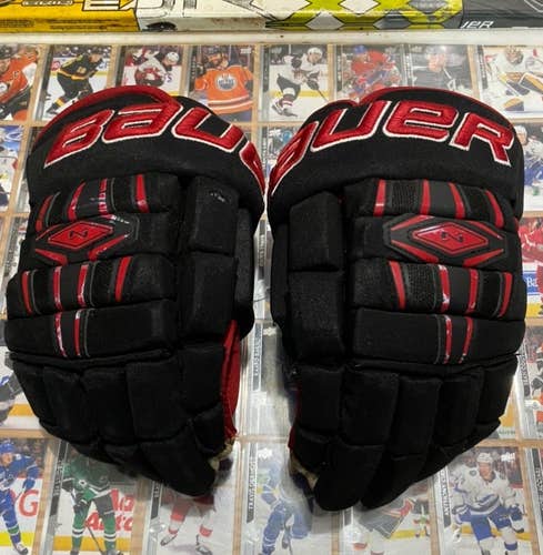 Black Used Senior Bauer 14" Nexus 800 Hockey Gloves
