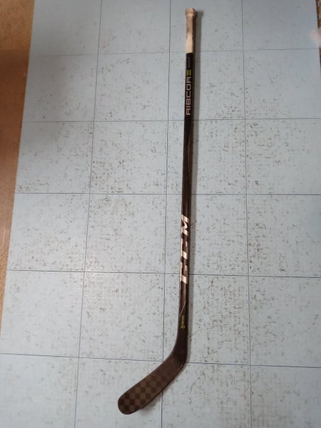 Used Intermediate CCM RH 60 flex RibCor Trigger2 PMT Hockey Stick Pro Stock