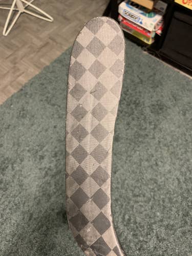 Junior Right Handed Toe Pattern  RibCor Trigger 4 Pro Hockey Stick