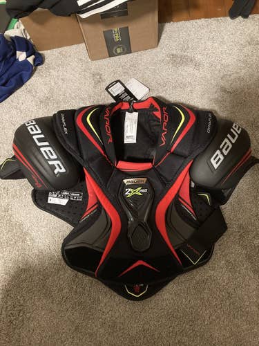 Senior Large Bauer  Vapor 2x pro Shoulder Pads